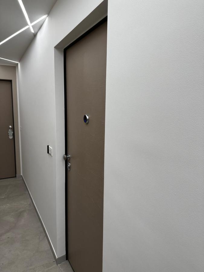 Bilocale Luxury A 50 Mt Dalla Stazione Di Milano Daire Dış mekan fotoğraf