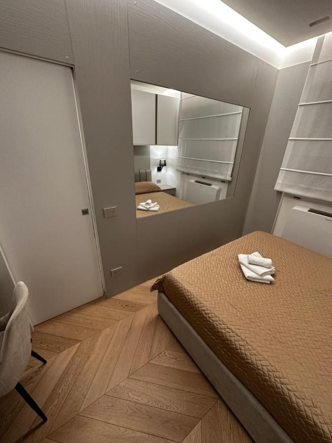 Bilocale Luxury A 50 Mt Dalla Stazione Di Milano Daire Dış mekan fotoğraf